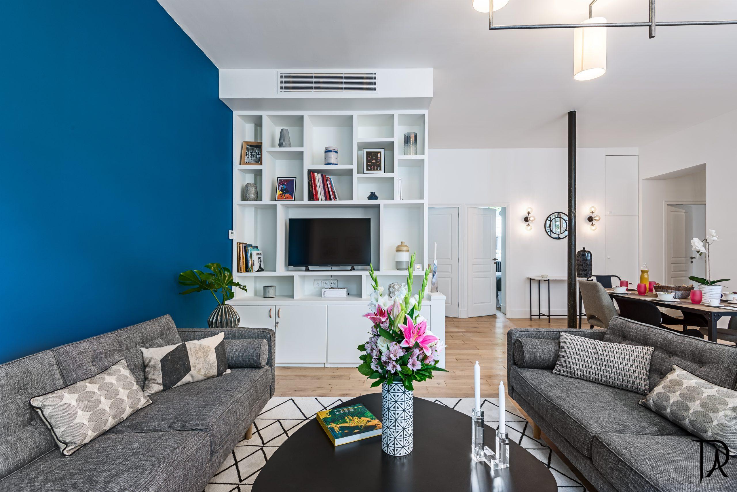 (08) Living room view five