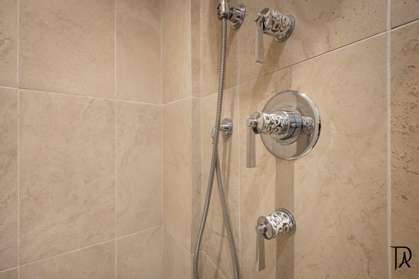 Bathroom detail