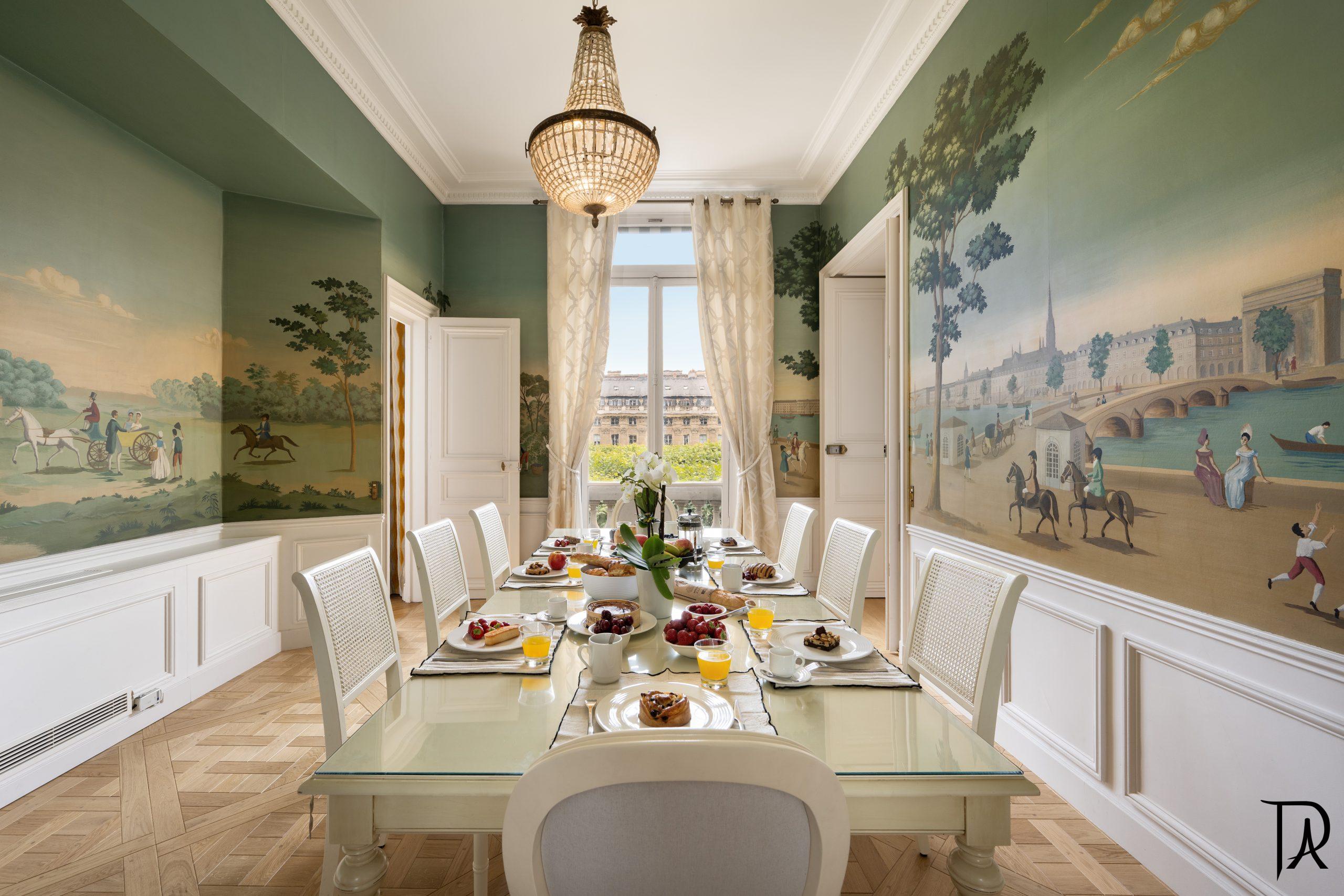 (14) Dining room view three