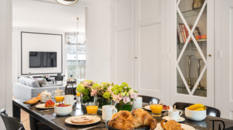 Breakfast at the Palais Royal