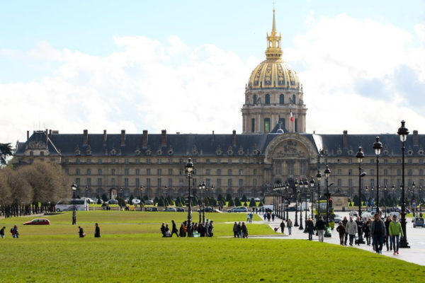 Invalides Esplanade