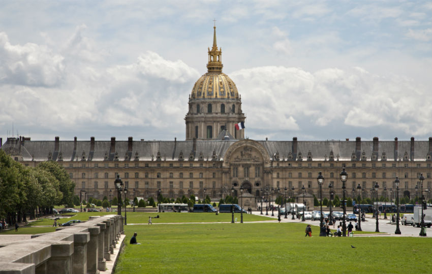 Invalides Esplanade