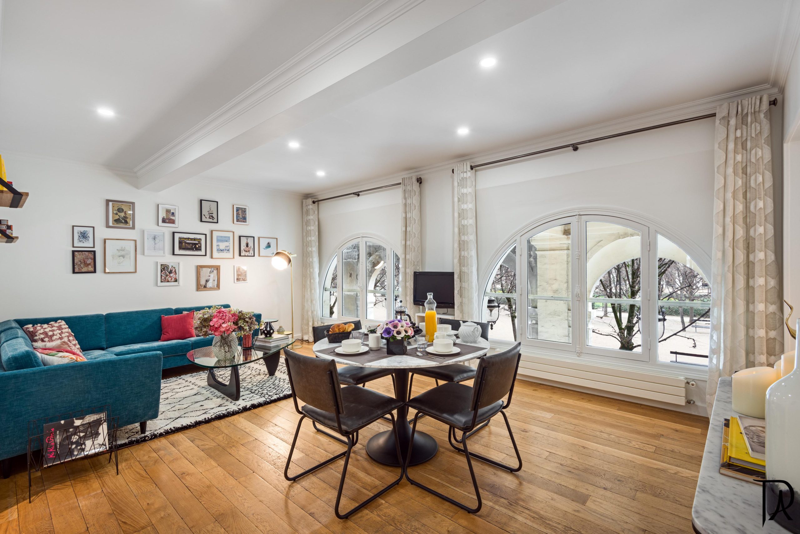 (01) Living room view one (2)